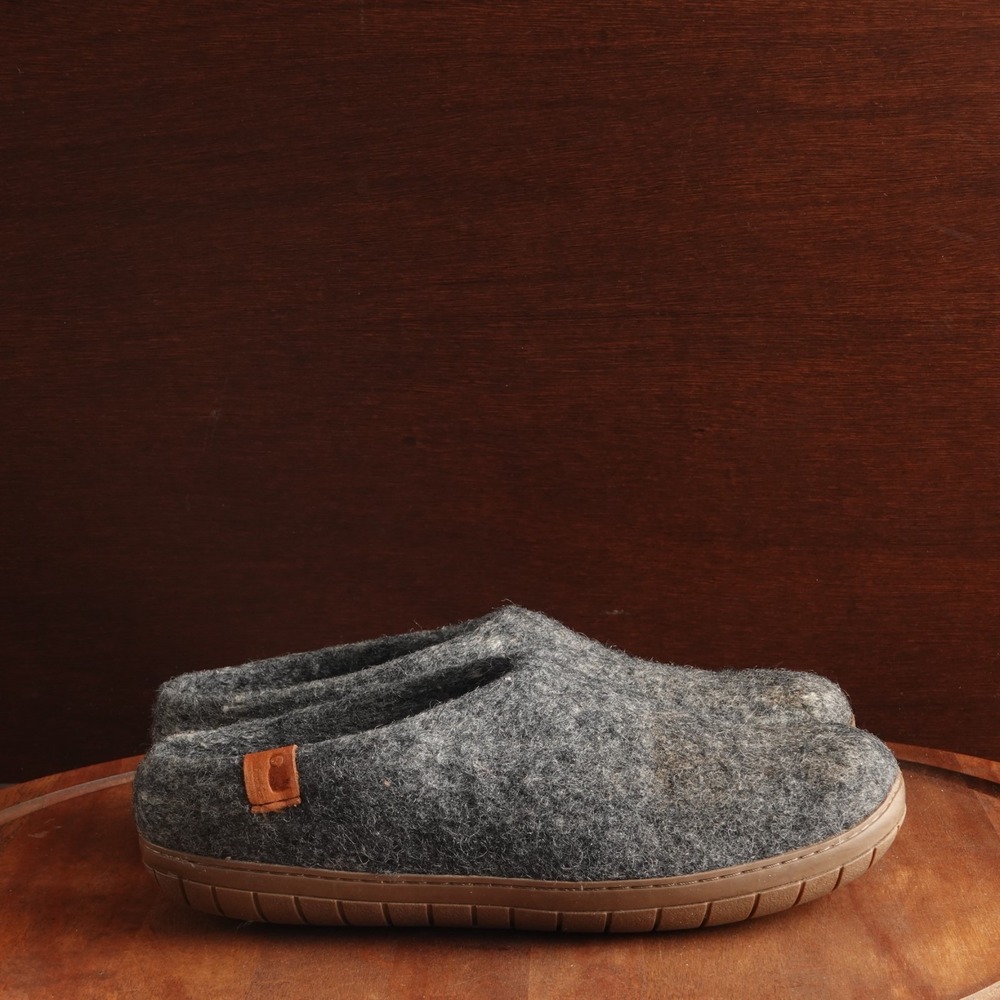 Baabushka Slippers Unisex Size EU 42 M9 W10.5 Gray Felted Wool Cozy House Shoes